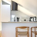 Edition 147 - Luxury Housing Apartmán Porto
