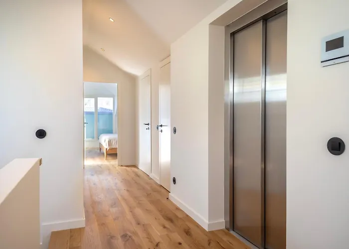 Edition 147 - Luxury Housing * Porto