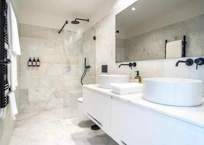 Edition 147 - Luxury Housing *