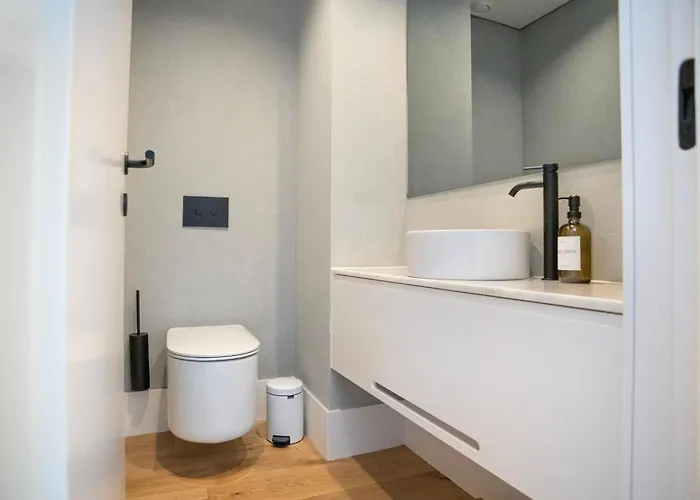 Edition 147 - Luxury Housing *