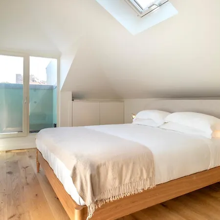 Edition 147 - Luxury Housing *