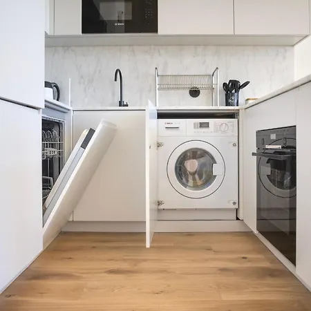 Edition 147 - Luxury Housing * 波尔图