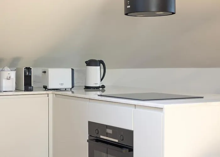 Edition 147 - Luxury Housing Porto