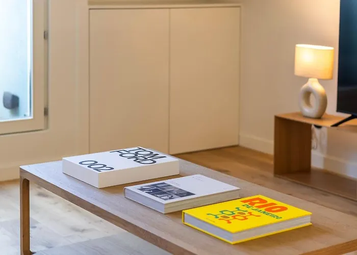 Edition 147 - Luxury Housing