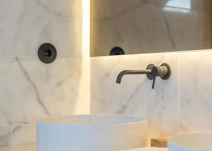 Edition 147 - Luxury Housing