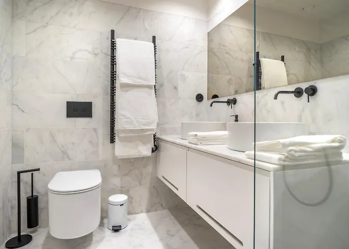 Edition 147 - Luxury Housing *