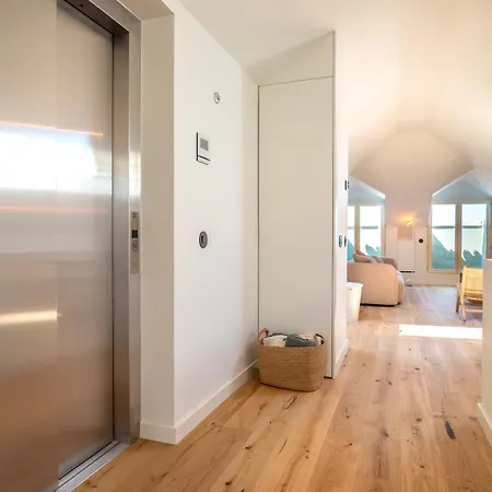 Edition 147 - Luxury Seafront Apartment Porto