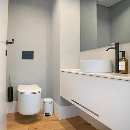 Edition 147 - Luxury Housing *